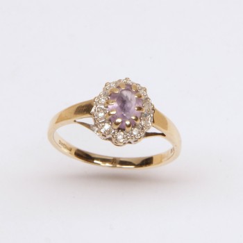 9ct Gold Amethyst/Diamond Ring